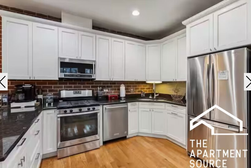 Building Photo - 3935 S Wells St