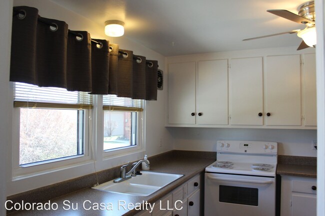 Building Photo - 2 br, 1 bath House - 2457 Paseo Rd.