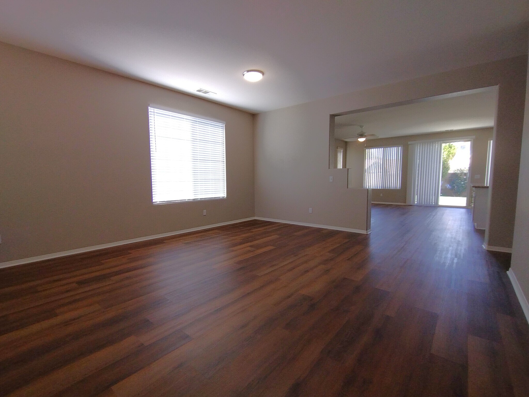 Vinyl plank flooring & tile - 311 Bogie St