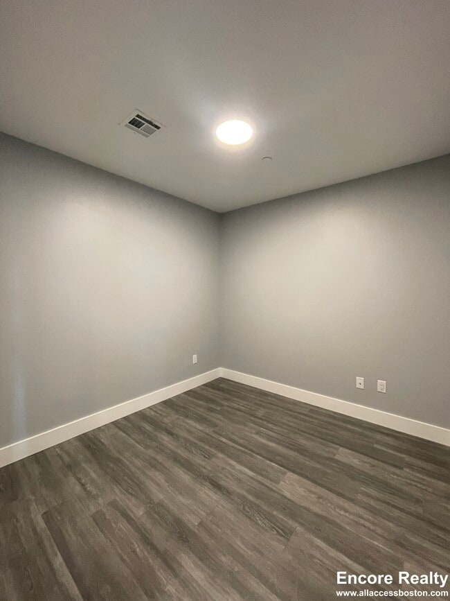 Building Photo - 365 Western Ave