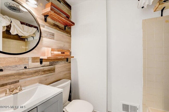 Building Photo - 12 Lone Star Ln