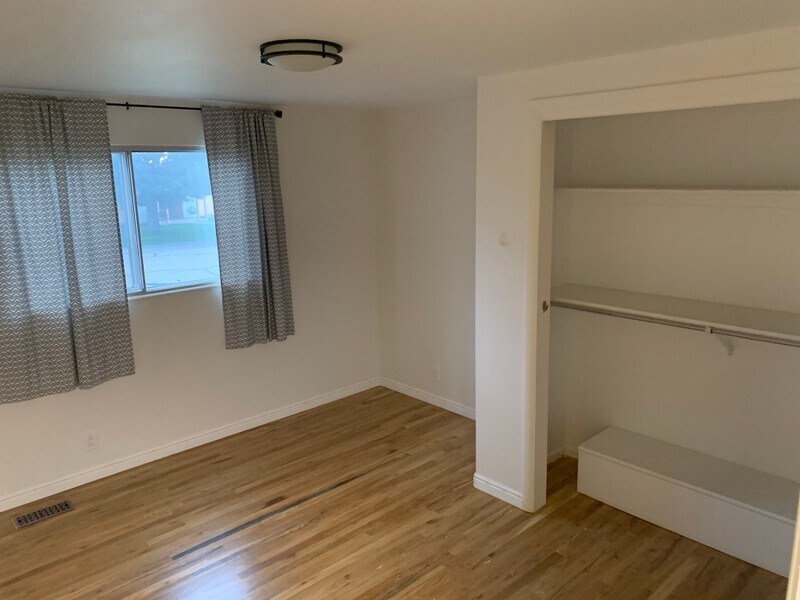 Building Photo - 3180 N 175 E