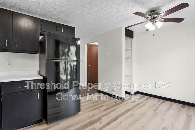 Building Photo - 3490 Clarkston Ave