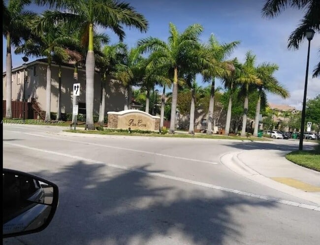 Building Photo - 8909 SW 225th Terrace