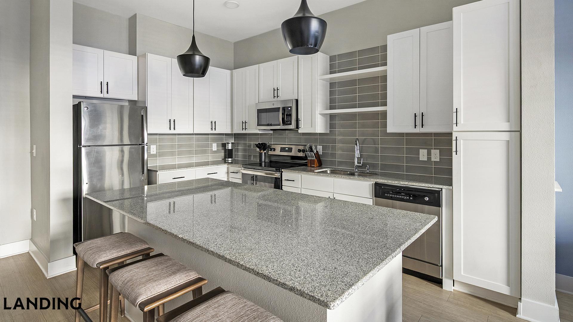 Building Photo - 15401 Chenal Pkwy