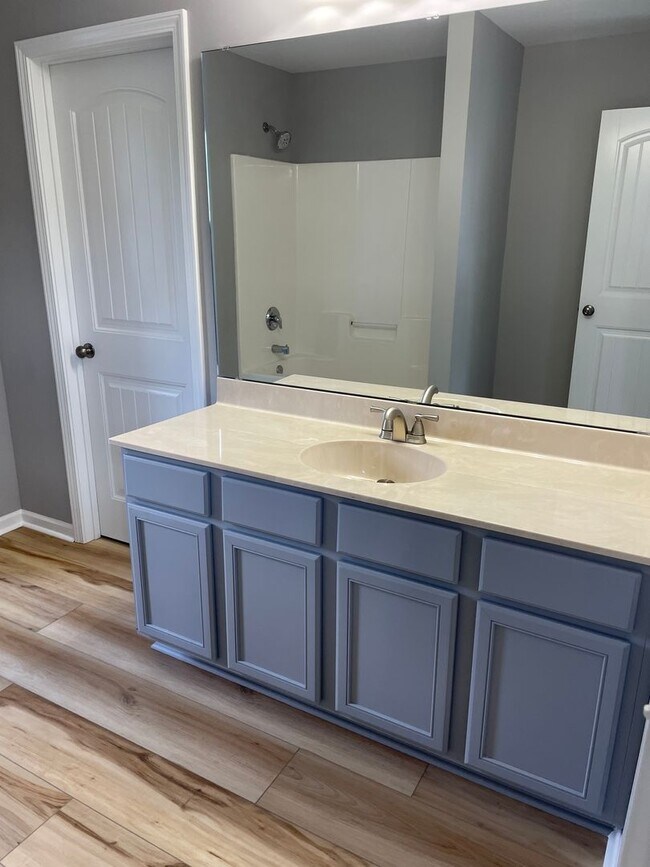 Building Photo - Coming Soon 3 Bedroom 2.5 Bathroom in Grayson Park Leland NC