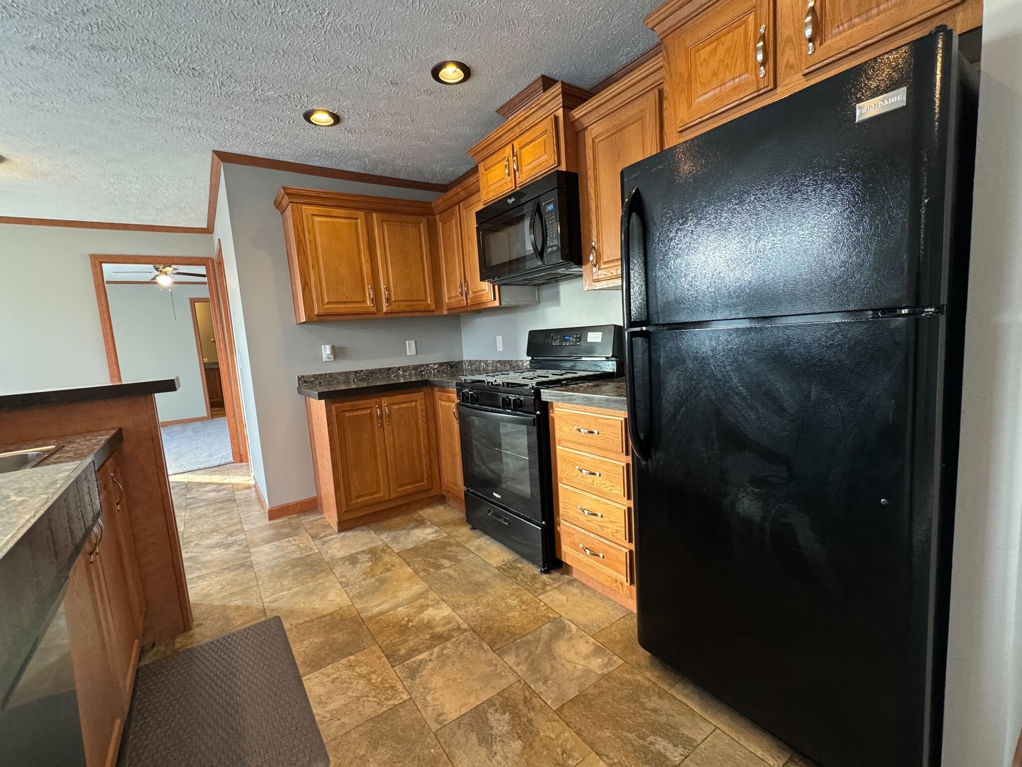 Building Photo - 2021 Lark Ln NW