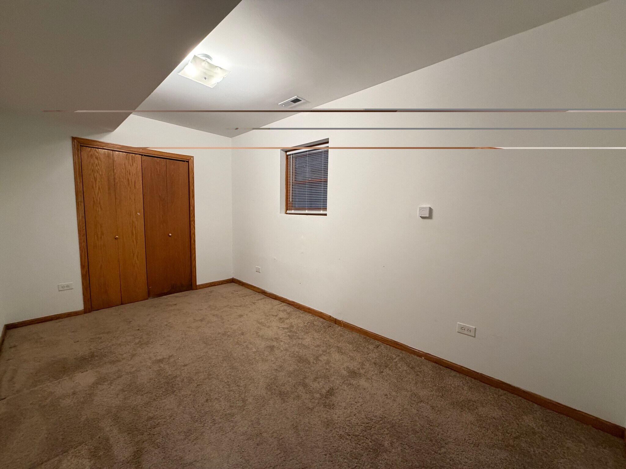 Building Photo - 1969 W Evergreen Ave