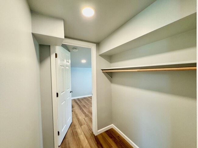 Building Photo - Your search ends here! Rent today!!