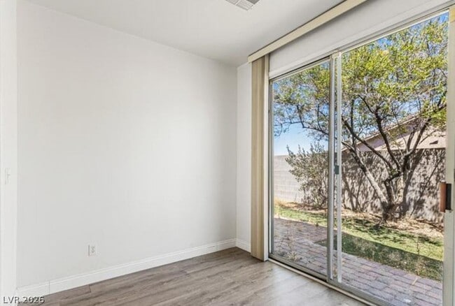Building Photo - 2520 Bottle Palm Ct