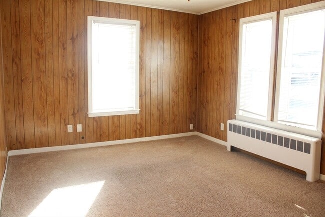 Building Photo - 261 Pulaski Blvd