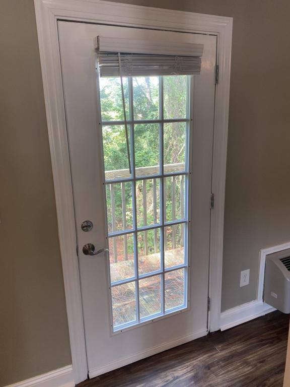 Building Photo - 1437 Fernwood Glendale Rd