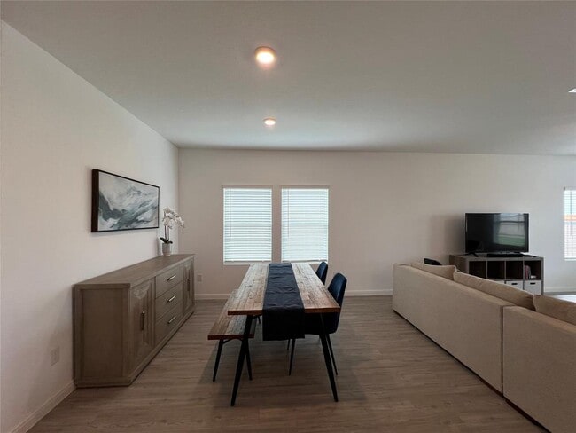 Building Photo - 9138 Honey Mesquite