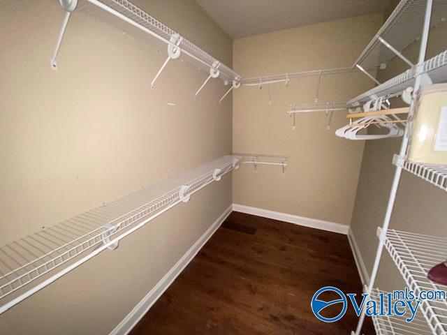 Building Photo - 275 Old Overton Dr