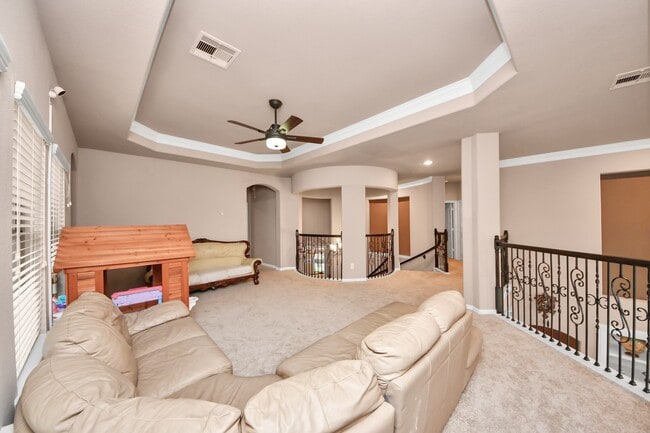 Building Photo - 2895 Ragusa Ln
