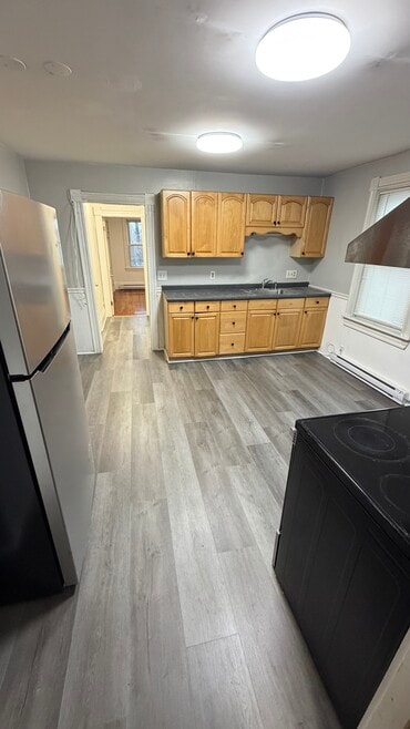 Building Photo - 22 Blake St