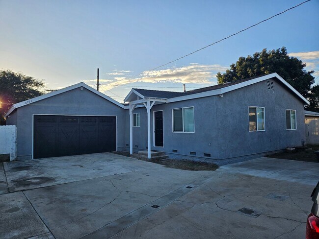 Primary Photo - 3 Bedroom 2 Bath House for Rent in Whittier