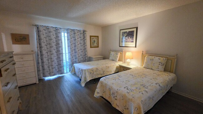 Building Photo - ANNUAL RENTAL 1/1 COMING SOON 55+