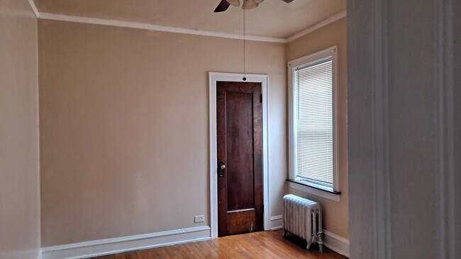 Building Photo - 8751 S Loomis St
