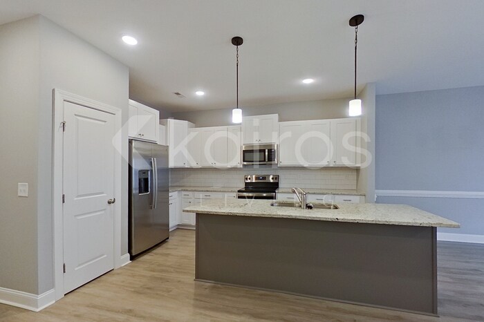 Building Photo - 3717 Oak Leaf Wy