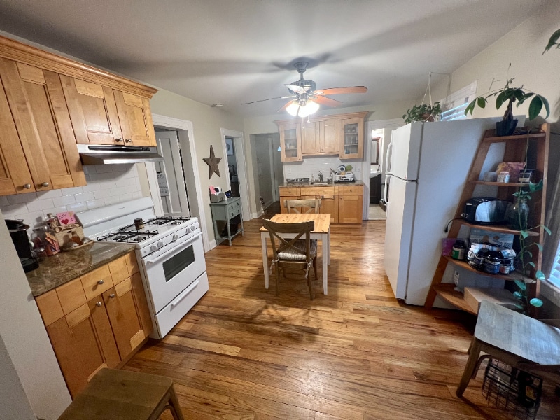 Building Photo - 30 Thorpe St