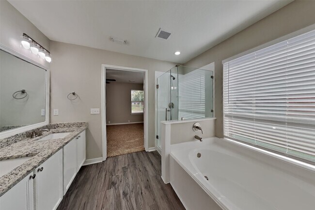 Building Photo - 10406 E Summit Canyon Dr