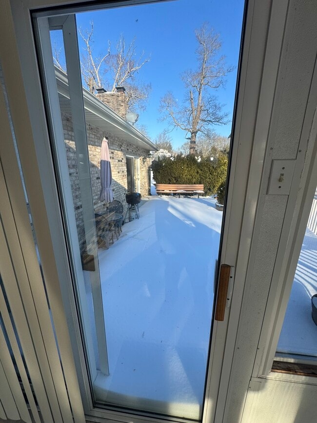 Building Photo - 651 Aldrich Rd