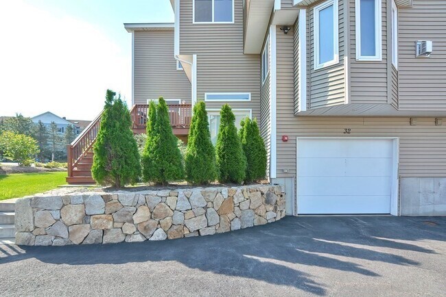 Building Photo - 32 John Hancock Dr