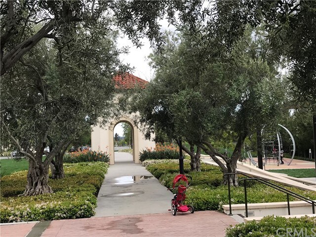 Building Photo - 81 Darby