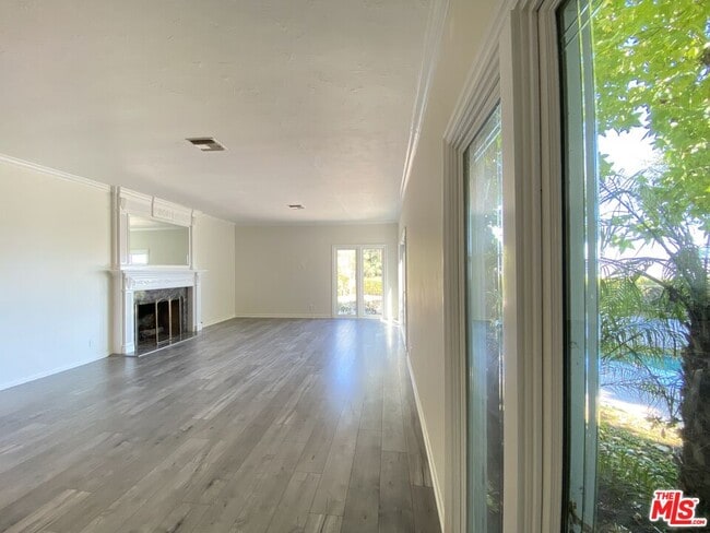 Building Photo - 13431 Java Dr