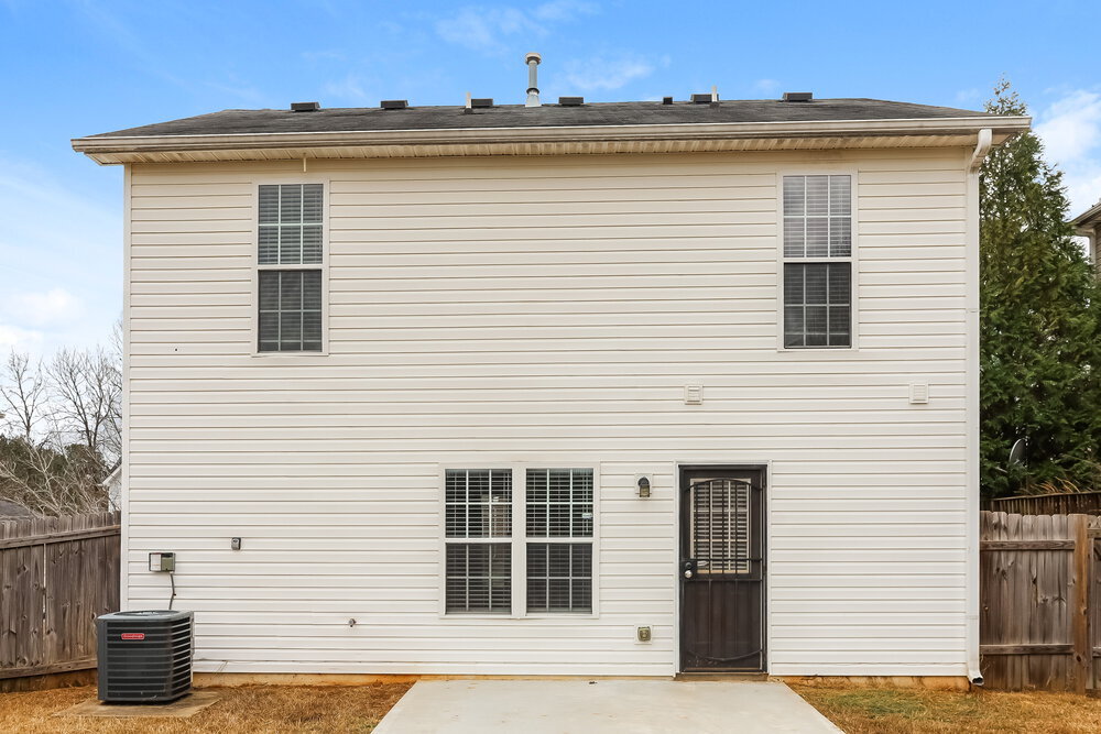 Building Photo - 3830 Riverside Pkwy