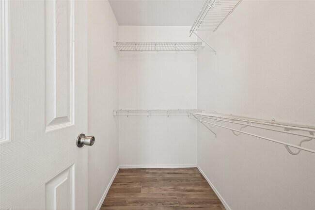 Building Photo - 15007 Sugar Sands Dr