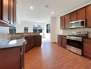 Building Photo - 12830 Regal Oaks Bend Ln