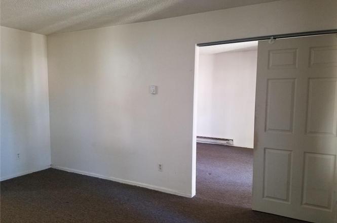 Building Photo - 14780 E Kentucky Dr