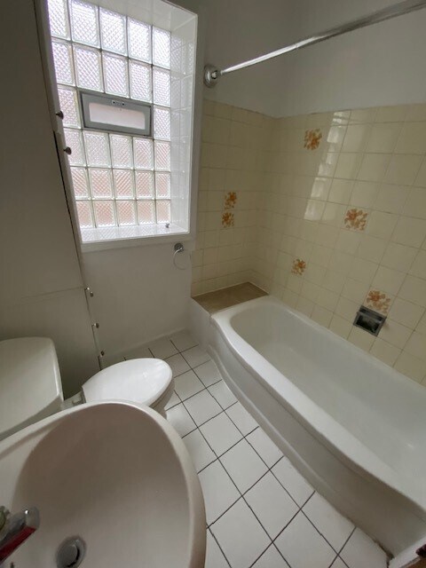 Bathroom 2 - 2057 w birchwood ave