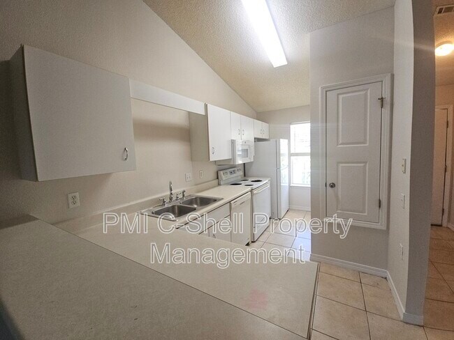 Building Photo - 3012 Brigantine Dr