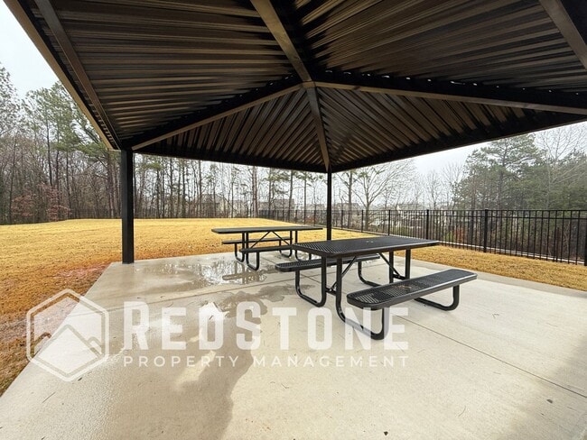 Building Photo - 194 Parker Ln