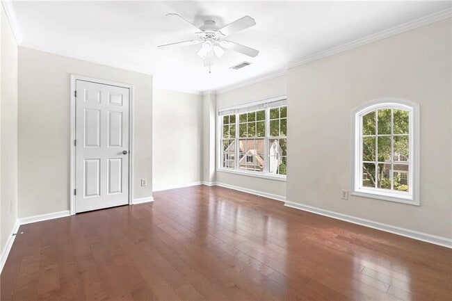 Building Photo - 340 Pintail Ct