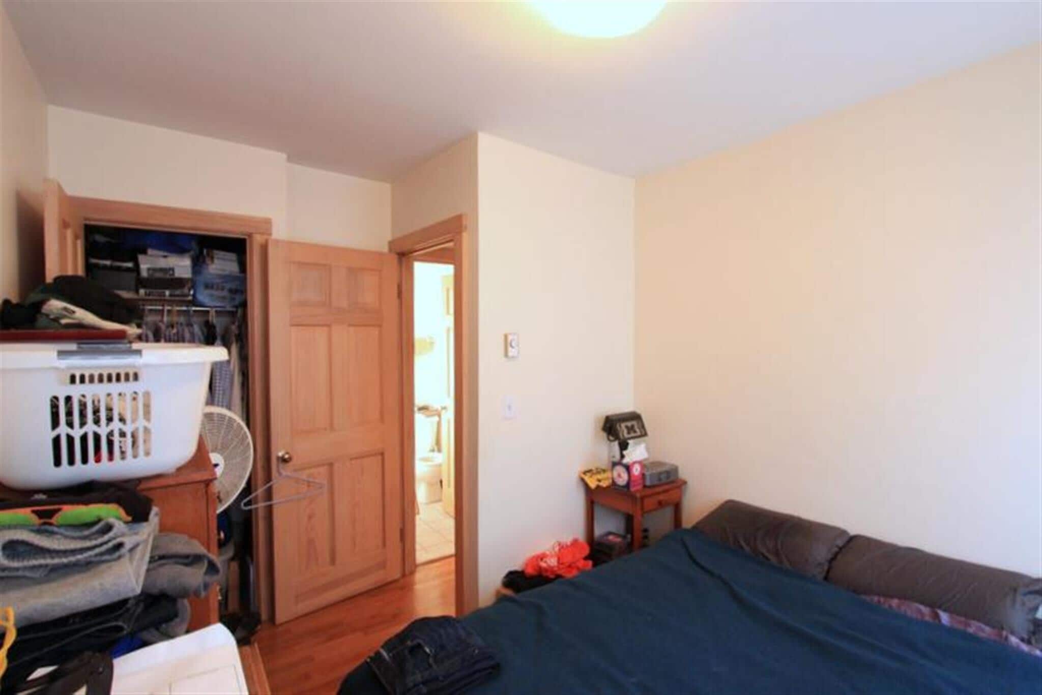 Building Photo - 41 Ivaloo St