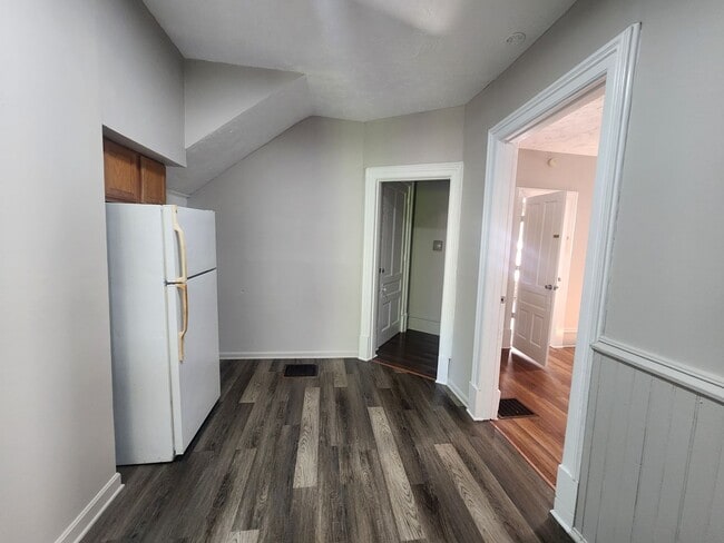 Building Photo - 1842 Bolling Ave