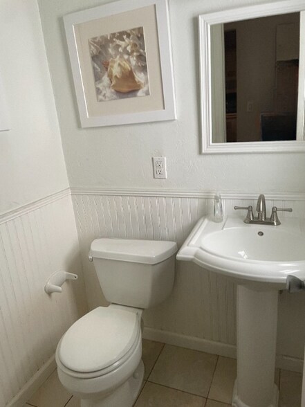 Half Bathroom - 1001 SE 16th St