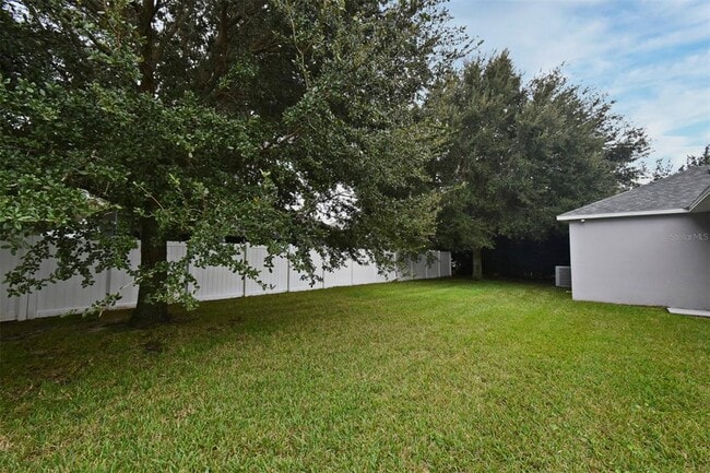 Building Photo - 475 Nadeau Way