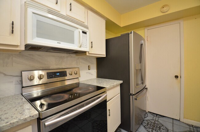 Building Photo - 4022 Belle Park Dr