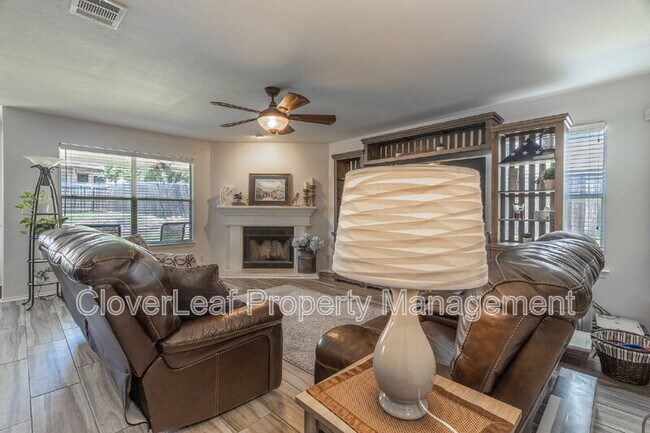 Building Photo - 9715 Justice Ln