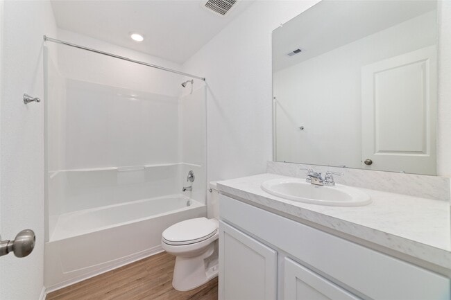 Building Photo - 7611 Cedar Birch Dr