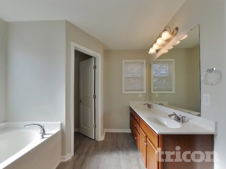 Building Photo - 46 Ivey Cottage Loop