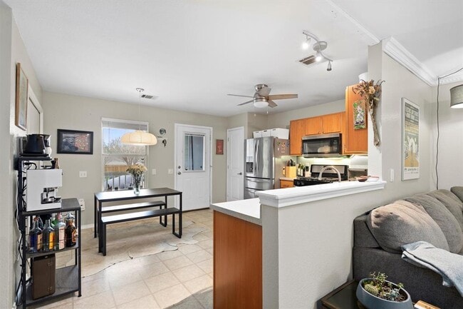 Building Photo - 12117 Briarcreek Loop