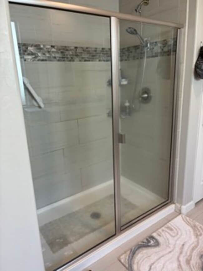 Building Photo - STUNNING NEWER HOME- GATED
