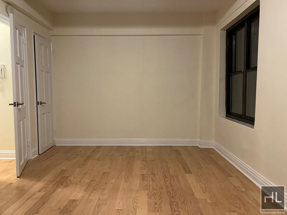 Building Photo - EAST 56 STREET