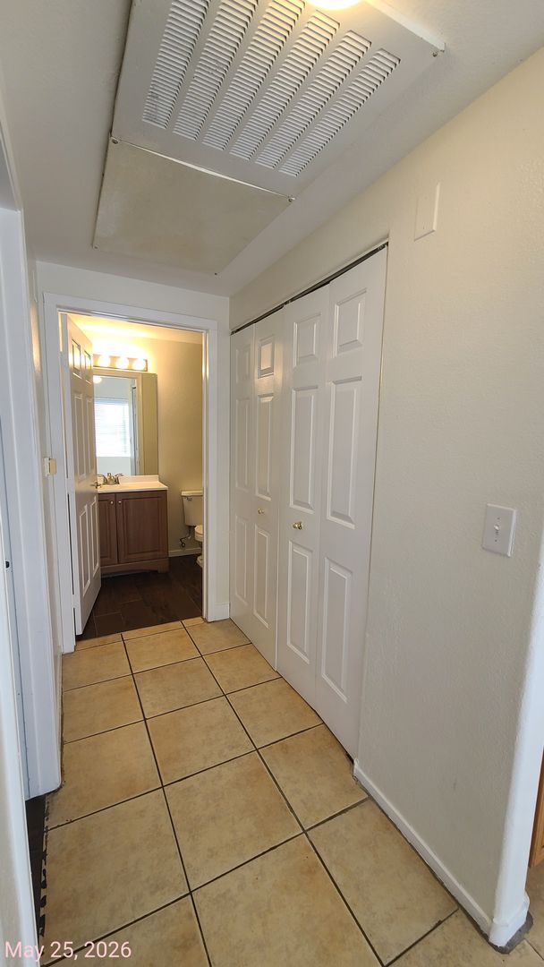 Building Photo - Condo in Southwest Las Vegas